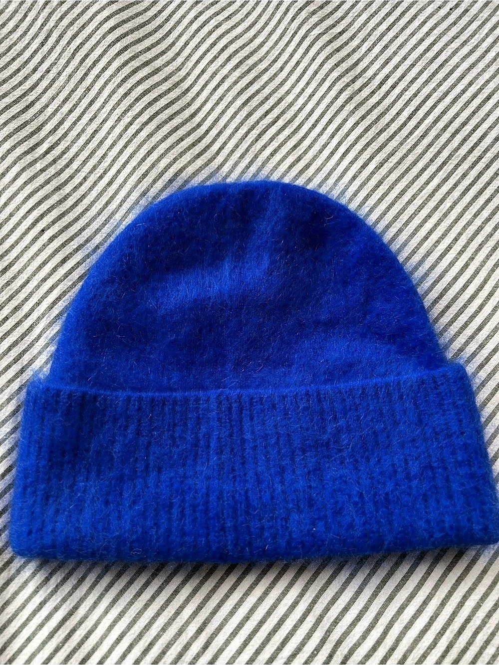 Aritzia Cashmere Rib Cuffed Beanie Cobalt Blue